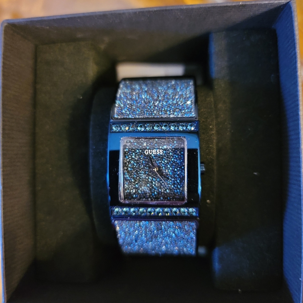 Nwt guess watch blue